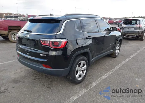 2018 Jeep Compass Latitude 4X4 from USA, damaged, VIN 3C4NJDBB2JT222522